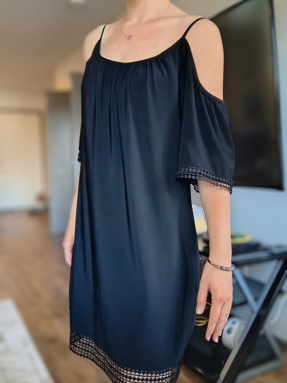 Black Cold-Shoulder Short Sleeve Top - Women